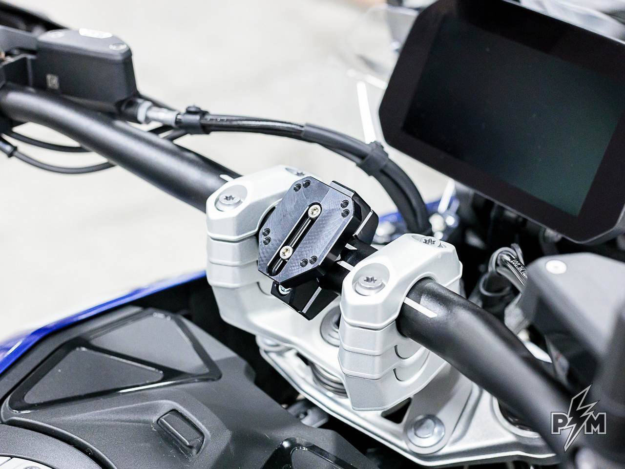 Direct handlebar clamp (32.0 mm - BMW) AMPS - 1