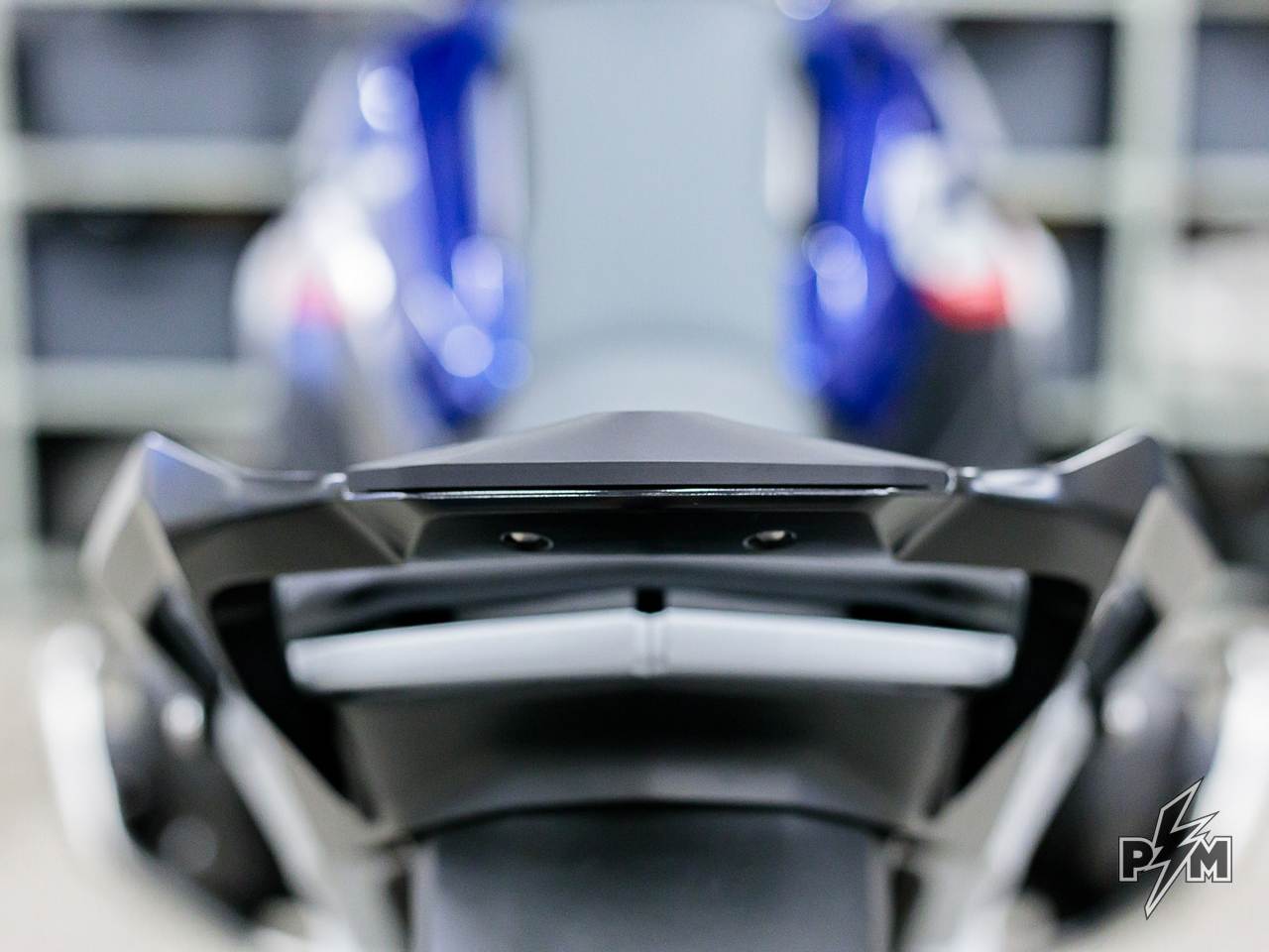 Perun moto BMW R1300GS Gnoblin mount - 5