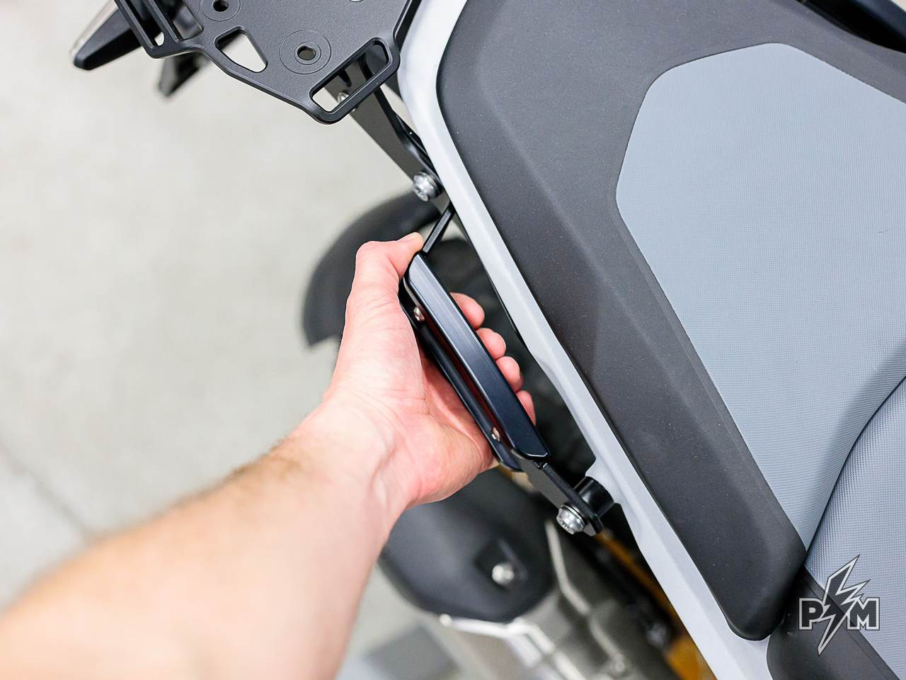 Perun moto BMW R1300GS Top luggage rack - Sport - 12