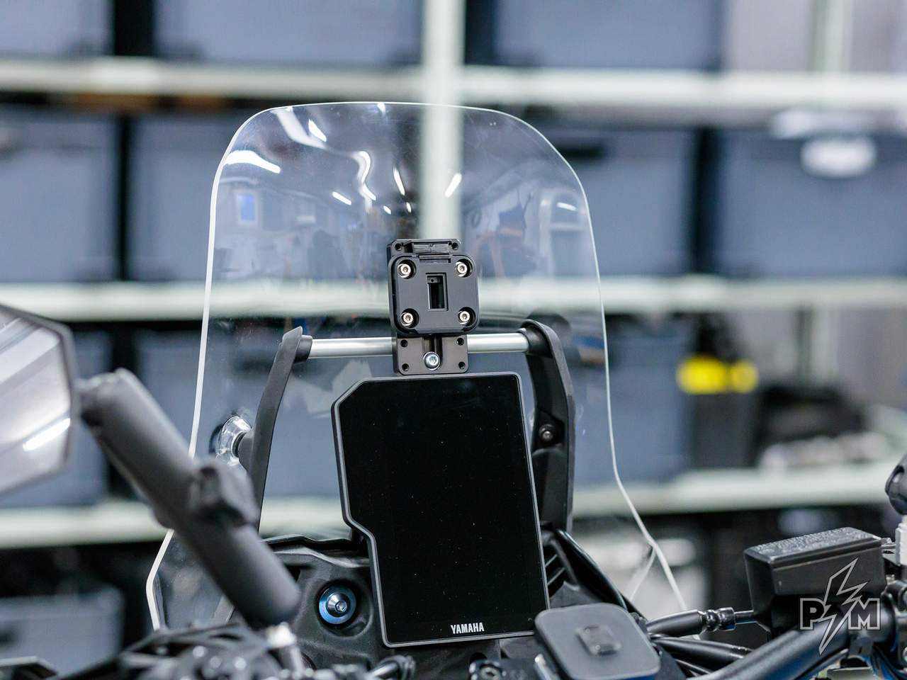 Perun moto 12mm bar GPS / Tablet holder mount AMPS Garmin Zumo XT - 1