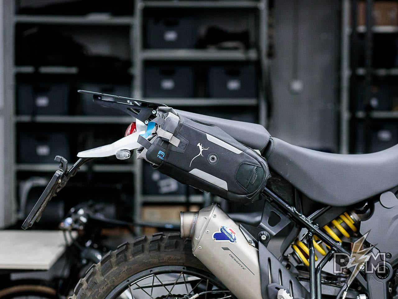 Perun moto Ducati DesertX Side carriers + Top rack + Mosko moto Aux Pox 4l - 8