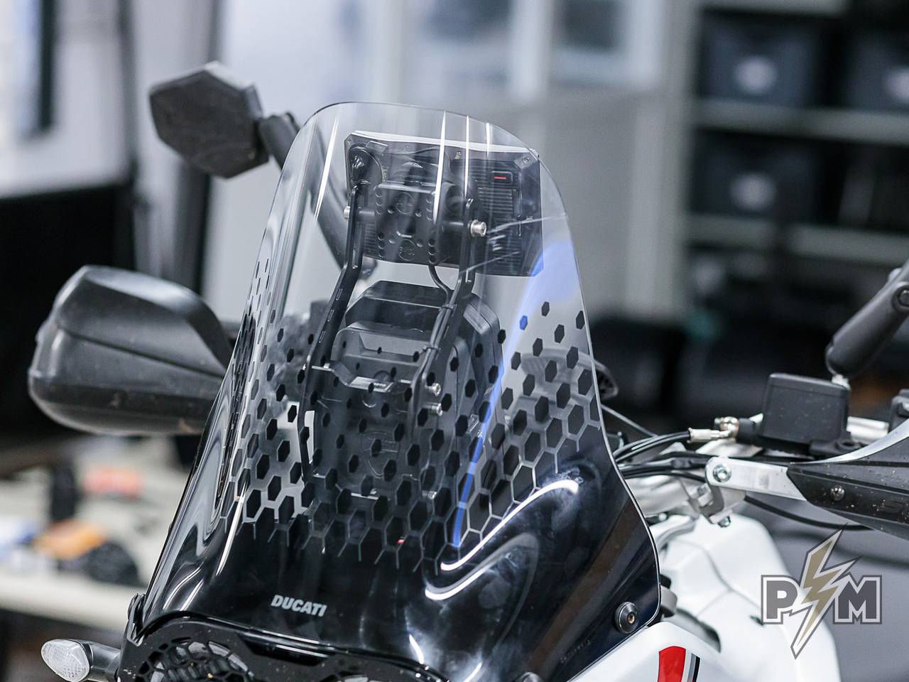 Perunmoto_Ducati_DesertX_GPS_R12_mount-6